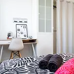 L\'Escapade Paloise, Balcon, Garage Prive
