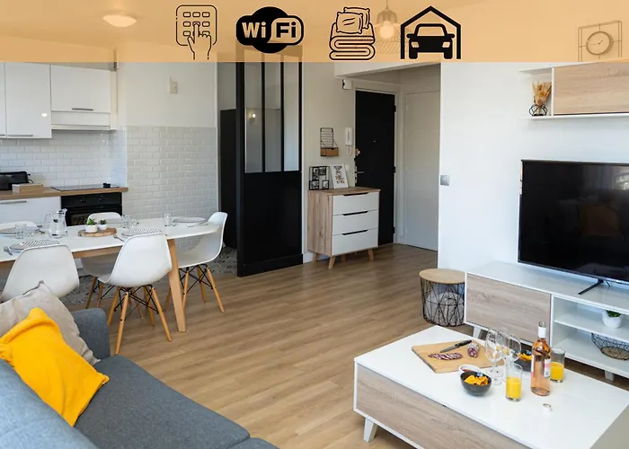 L\'Escapade Paloise, Balcon, Garage Prive