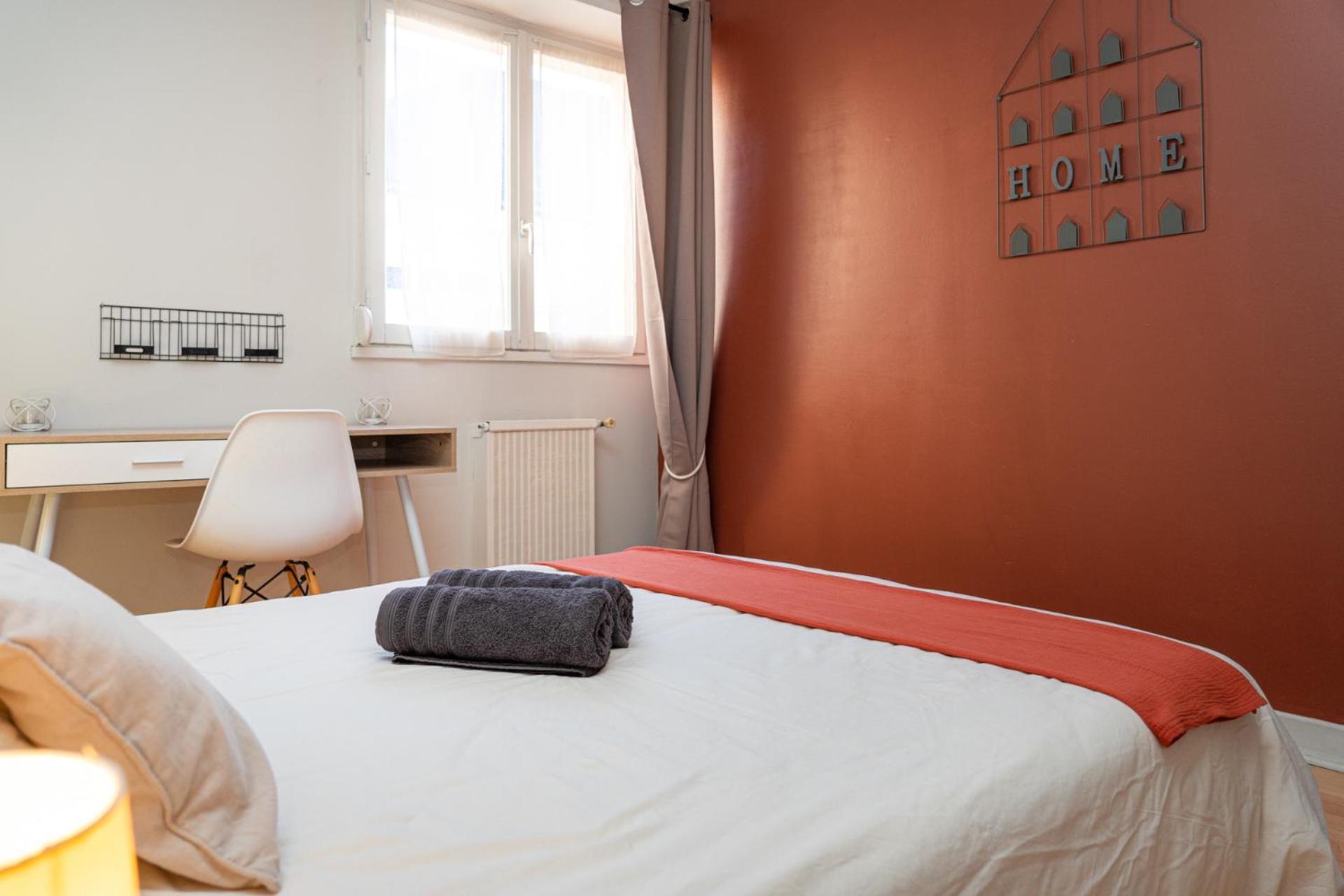 L'escapade Paloise, Balcon, Garage Prive Apartment