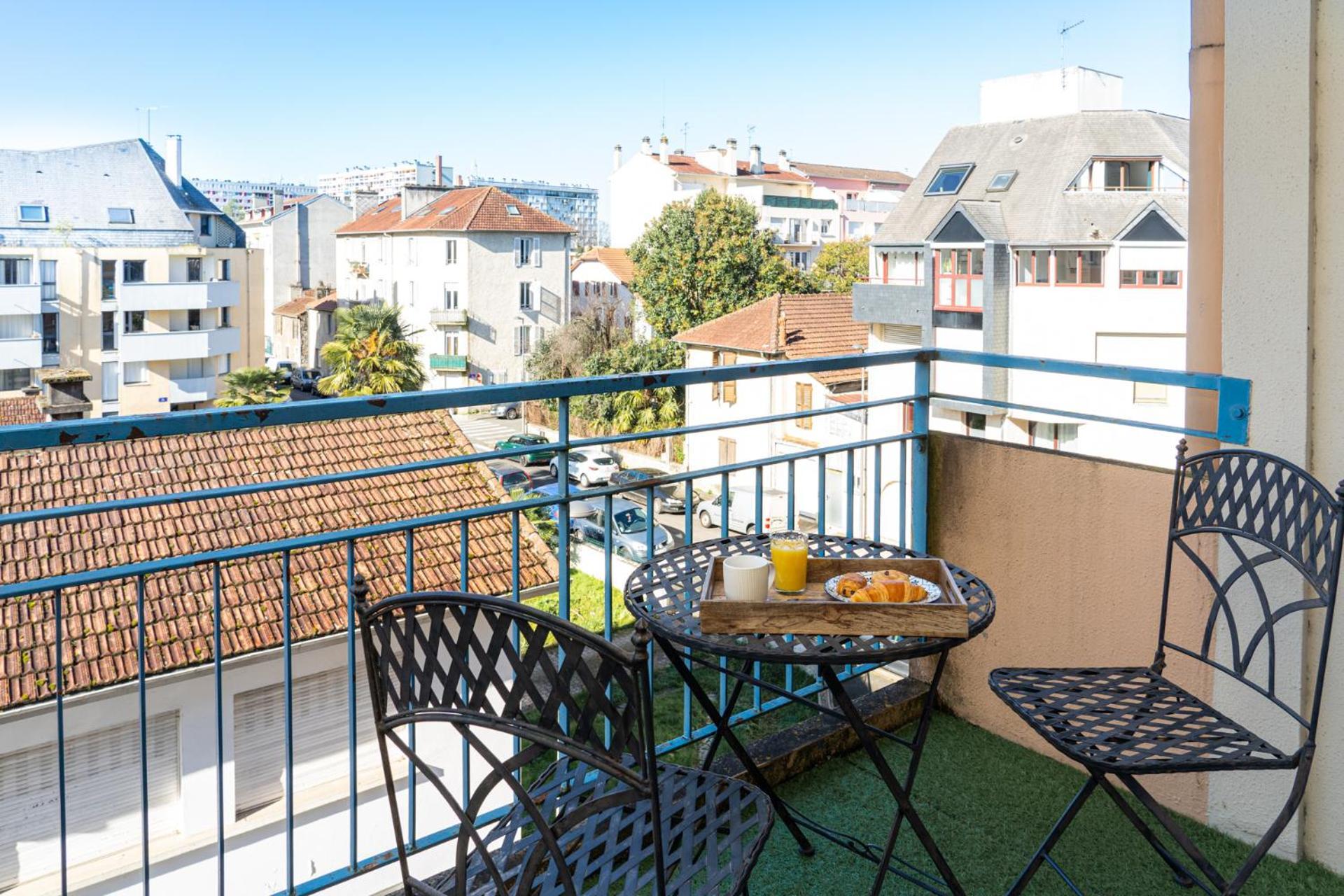L'escapade Paloise, Balcon, Garage Prive Appartement Pau